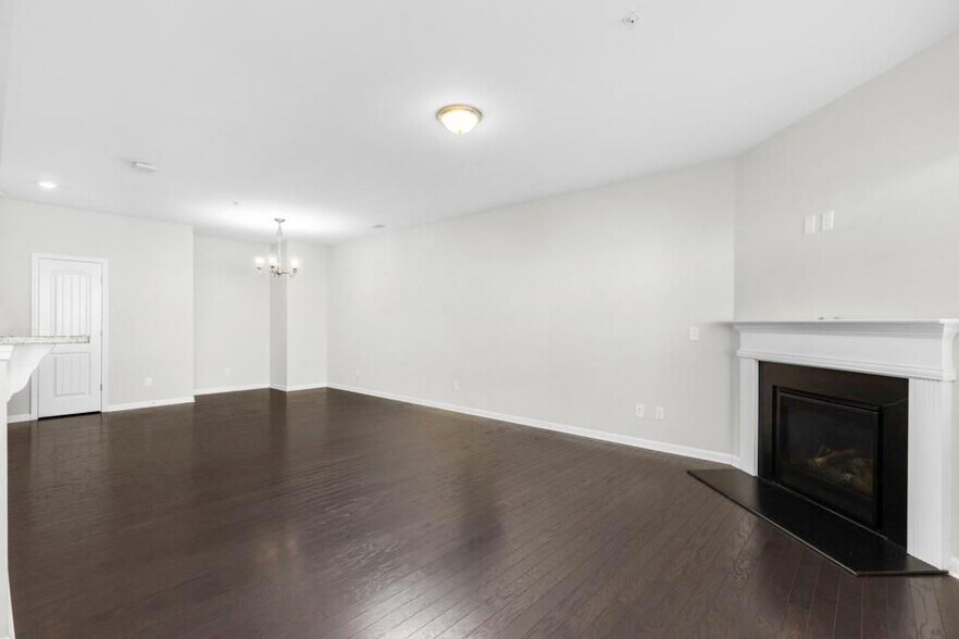 Building Photo - 1232 Fischer Trace