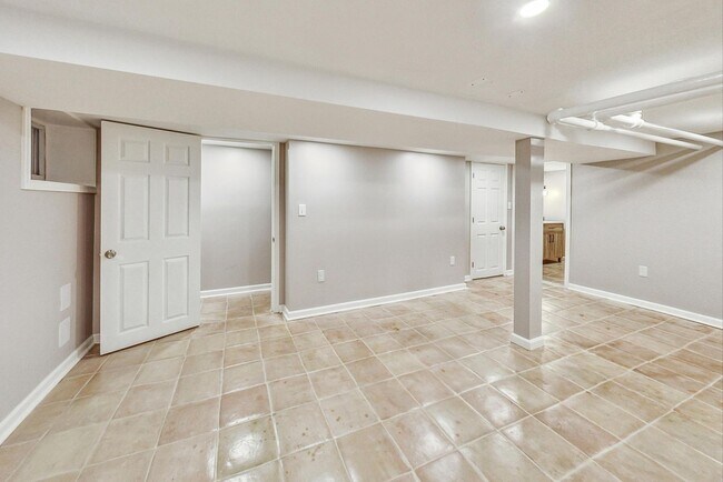 Building Photo - 4115 4th St NW