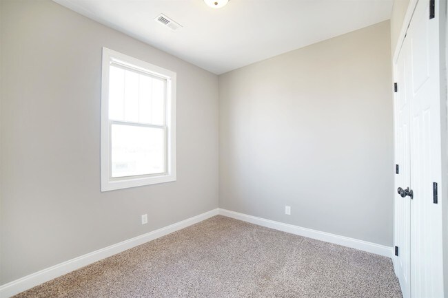 Building Photo - 120 Portico Street