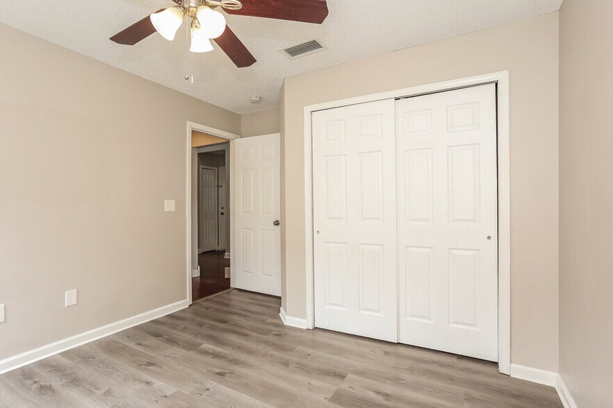 Building Photo - 1169 Creeks Ridge Rd