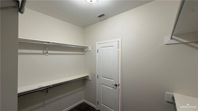 Building Photo - 19 Santa Isabel St
