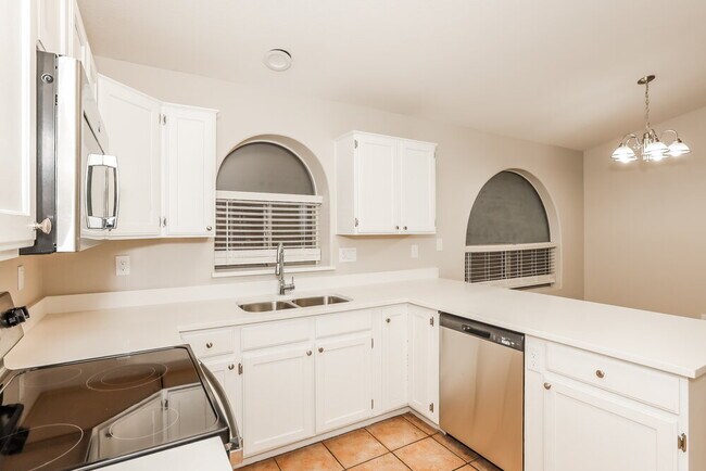 Building Photo - 15112 W Eureka Trail