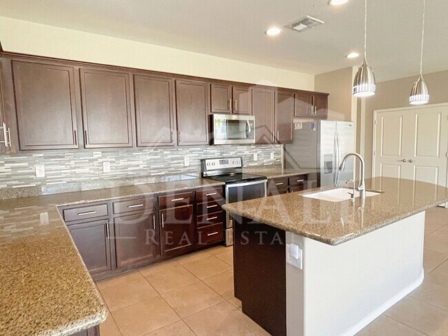 Building Photo - 22468 E Calle de Flores