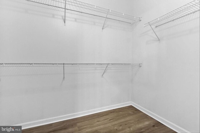 Building Photo - 12925 Centre Park Cir