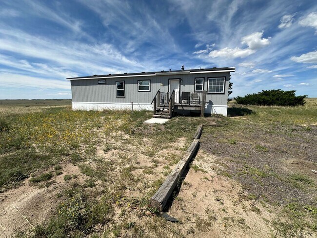 Primary Photo - 3 Bed 2 Bath Horse Property on 20 Acres !!!