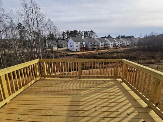 Building Photo - 4616 Waxwing St