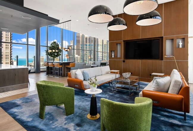 Building Photo - 845 N State St