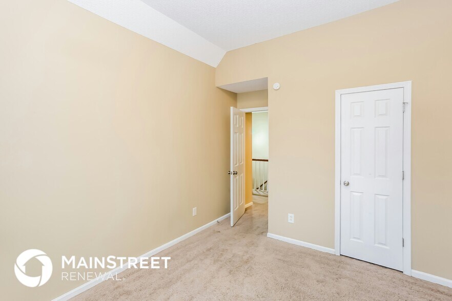 Building Photo - 5801 Autumn Trace Ln