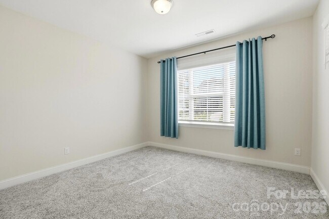 Building Photo - 6532 Wildbrook Dr