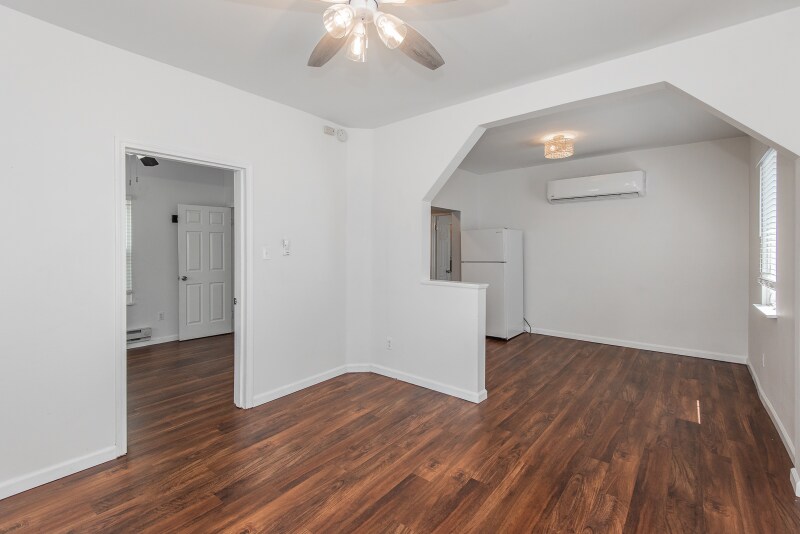 Building Photo - 3450 Macklind Ave