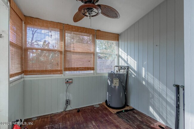 Building Photo - 1072 Brown St