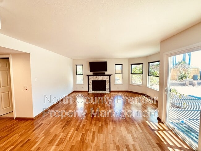 Building Photo - 7067 Llama St