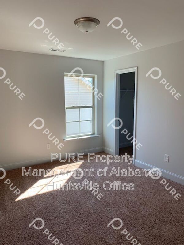 Building Photo - 283 Abercorn Dr