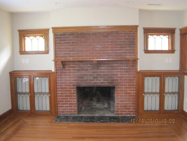 Building Photo - 29 Dunster Rd