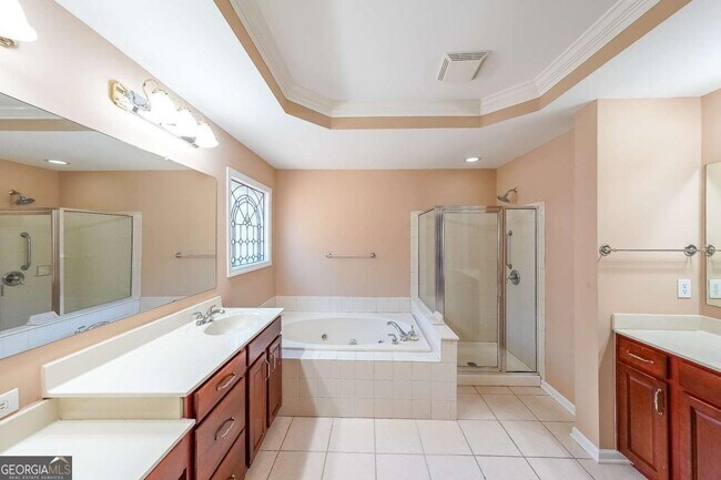 Building Photo - 1128 Southland Bluff