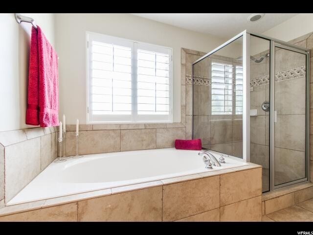 Building Photo - Beautiful 4 Bd 2.5 Bath Home in Sandy