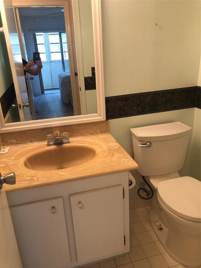 Building Photo - 151 SW 135th Terrace