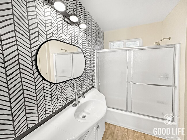 Building Photo - Price Reduced! 3-Bedroom Anaheim Home Featuring Private Backyard & 2 Car Garage