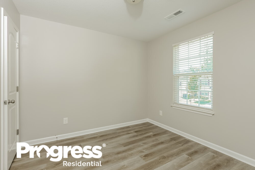 Building Photo - 2728 Maybrook Crossing Dr