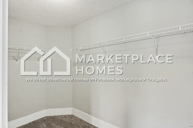 Building Photo - 2437/121 Bell St