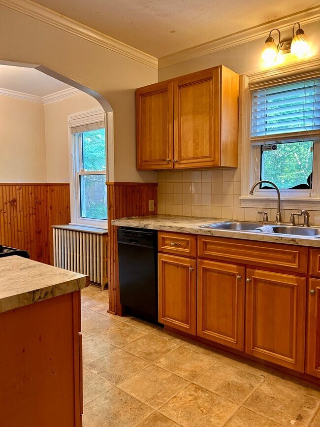 Building Photo - 79 River Meadow Dr