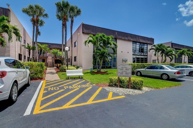 Building Photo - 15109 Ashland Dr