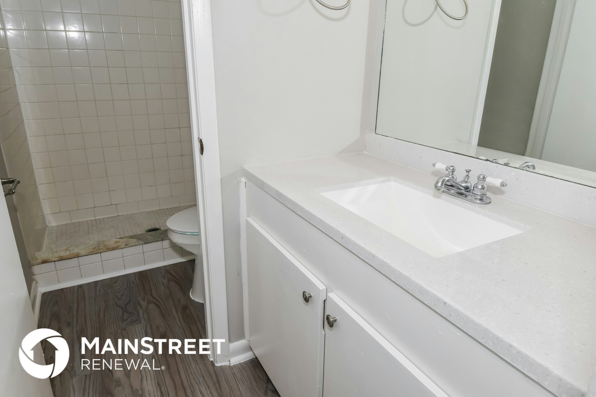 Building Photo - 11665 Summer Tree Rd N