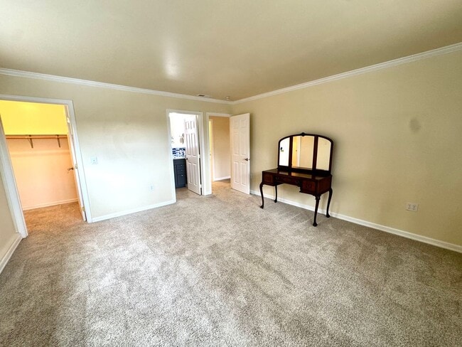 Building Photo - 2-Bed 2 bath Gig Harbor Retreat w/ Sauna & Beach Access