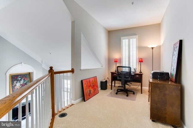 Building Photo - 7021 Haycock Rd