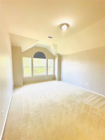 Building Photo - 9300 Hunter Chase Dr