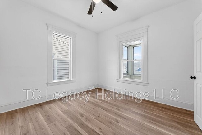 Building Photo - 2201 Gould Ave