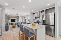 Building Photo - 1030 Monarch Dr