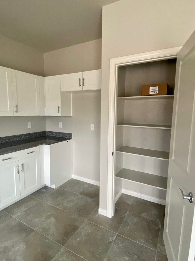 Building Photo - 3816 Antilia Ave