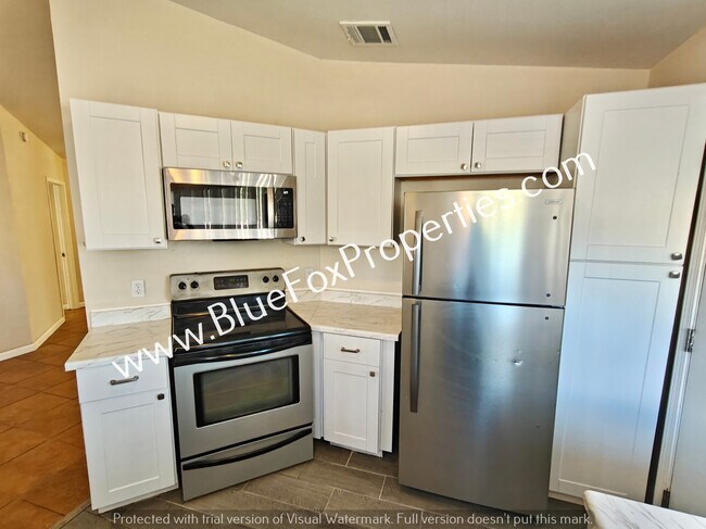 Building Photo - 2540 W Falbrook Way