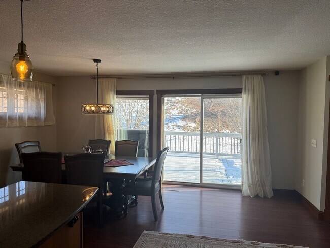 Building Photo - 4 Bed | 3 Bath | 2-Car Garage | Pet Friendly | Cobblestone Community -Available May 1st.