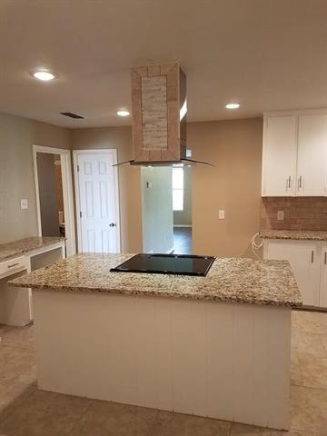 Building Photo - 100 Lochness Ln