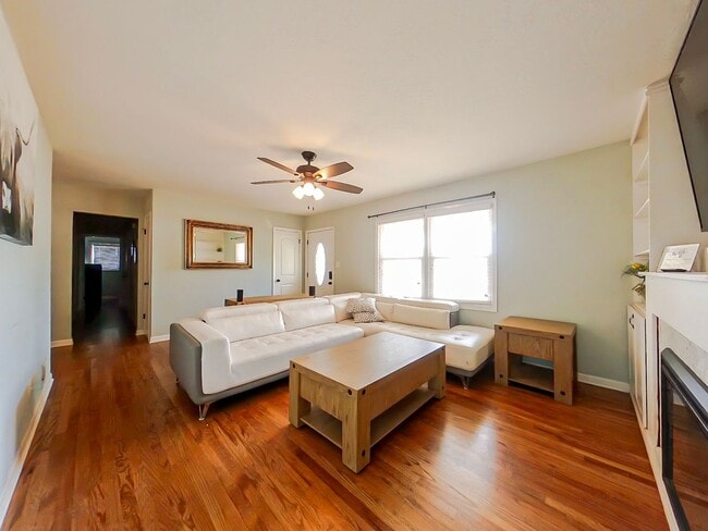 Building Photo - Furnished 4 Bedroom Rental in National Hills. Available now!