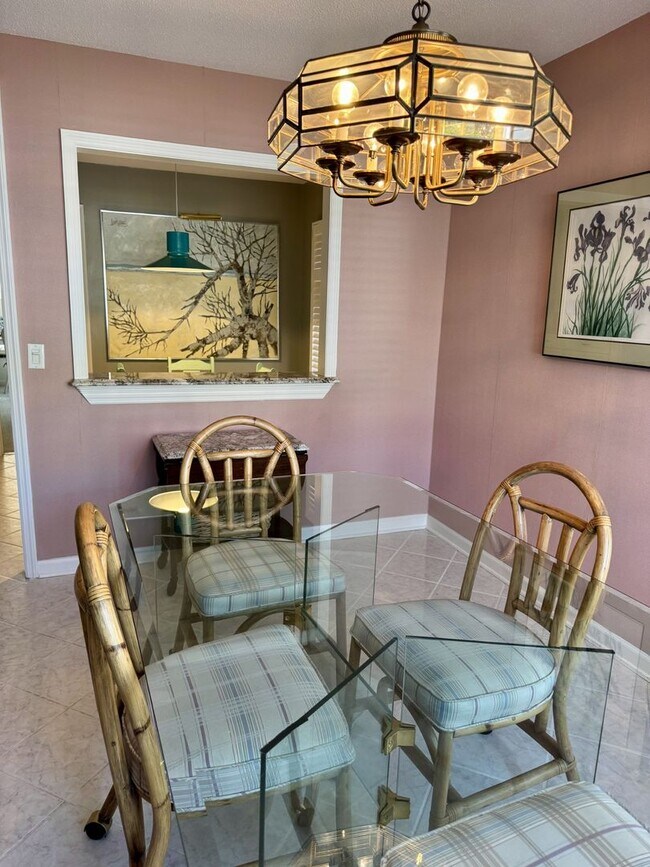 Building Photo - Furnished Waterfront Condo in Hilton Head Plantation - Mariners Pt