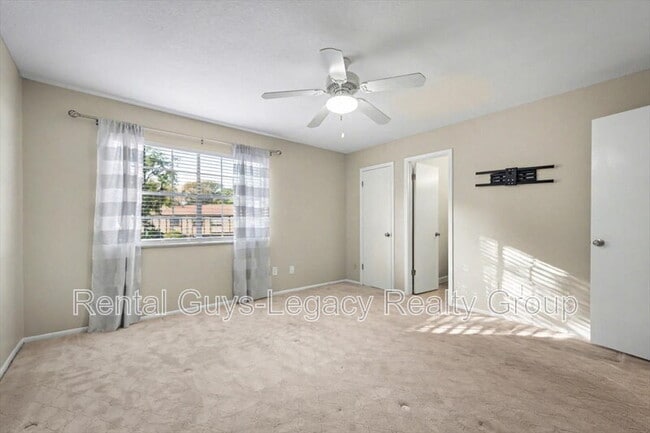 Building Photo - 8204 Oxford Forest Dr