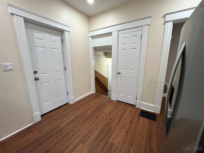 Building Photo - 626 Greenwood Ave