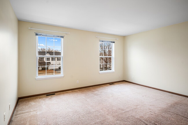 Building Photo - 22315 W Niagara Ct