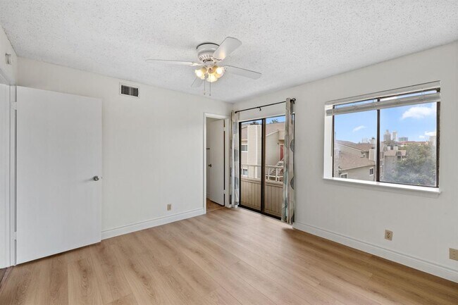 Building Photo - 3115 Helms St
