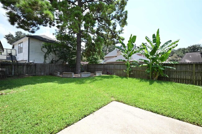 Building Photo - 6419 Sutter Park Ln