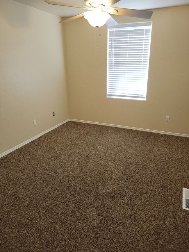 Building Photo - 4 Bedroom Home off Mesa Grande and Hwy 70