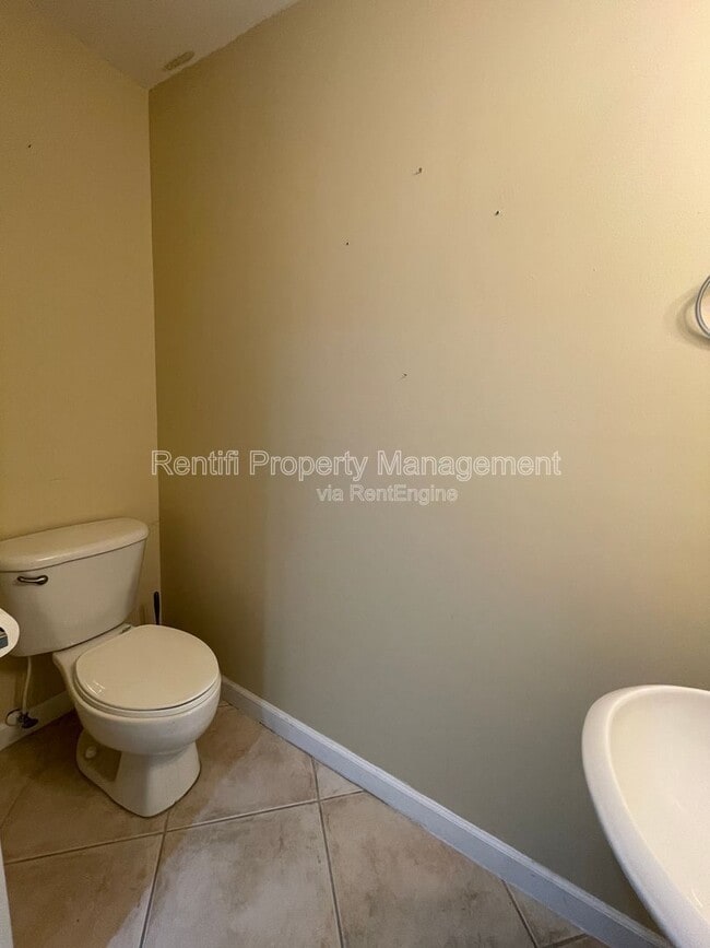 Building Photo - 9719 Glen Heron Dr