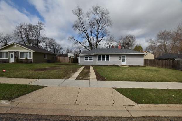 Primary Photo - 1902 Burry Cir Dr