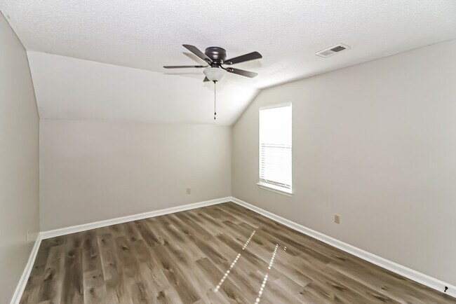 Building Photo - 9587 Chi Chi Ln