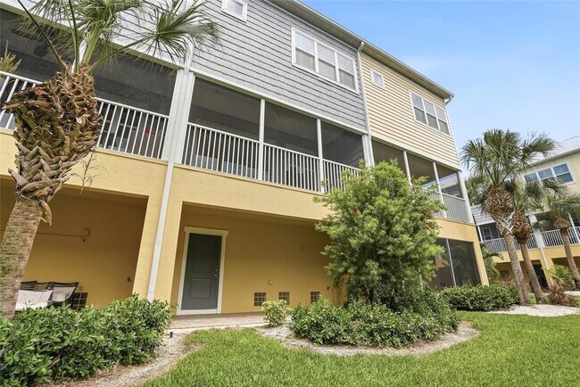 Building Photo - 3162 Moorings Dr S