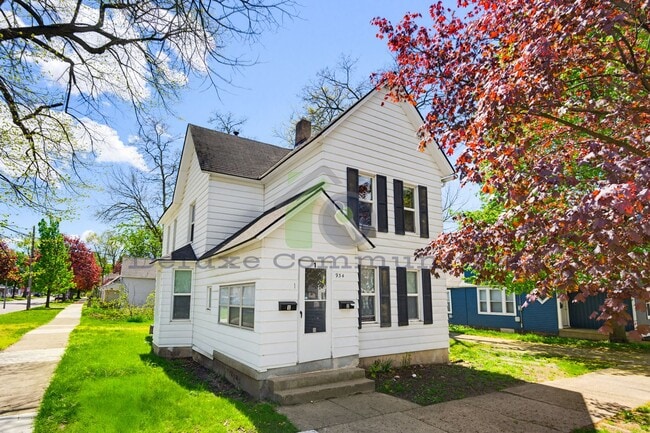 Building Photo - 934 Hovey St SW