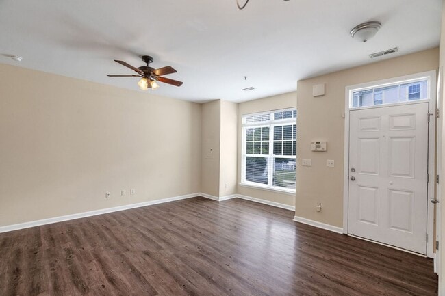 Building Photo - 5110 Neuse Commons Ln